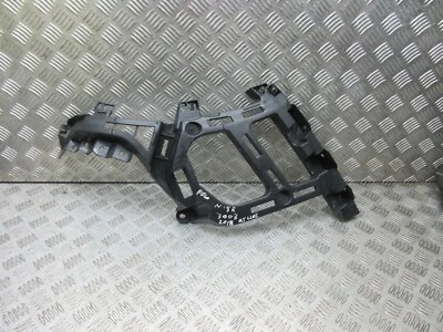 2018 PEUGEOT 3008 GT LINE 5DR PASSENGER SIDE REAR BUMPER BRACKET 9811280480 - Image 1 of 4