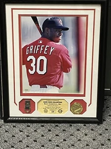 Griffey Jr Highland Mint 4/24 GU Glove Collection & 24KT Coin - Picture 1 of 6