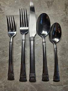 Zenith Frost by 18/10 Wallace Silversmiths Indonesia Stainless Flatware Choice - Picture 1 of 7
