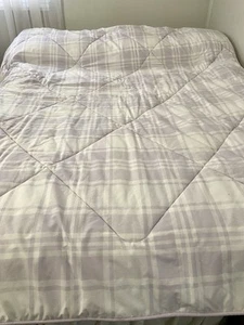 JCPENNEY HOME COLLECTION COMFORTER 82x 72 Full/Queen Purple White Plaid - Picture 1 of 10