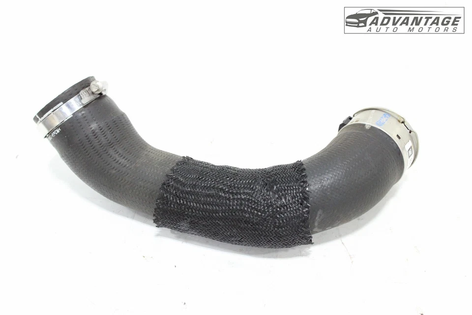 Cadillac CTS 2014-2019 motor 2,0 L intercooler entrada aire manguera tubo OEM Foto 1 de 4
