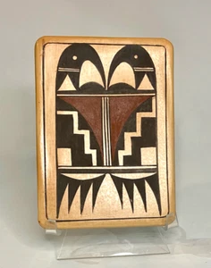 Traditional Hopi Pottery Tile - Picture 1 of 2