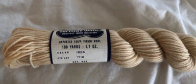 Tapeçaria Bucilla lã virgem 100 jardas cada vez - escolha a cor e a quantidade - Imagem 1 de 4