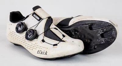 Zapatos Fizik Infinito R1 5.25 EE. UU. 37 UE Carbono Carretera Blanco 3 Pernos Sin Clip  Foto 1 de 4