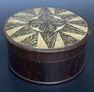 Boîte ronde Pilulier Ancien Palissandre façon  Marqueterie  Trèfle à 4 Feuilles - Photo 1/6