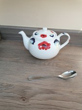 Whittard Poppy Pansy China Small Tea Pot(no strainer) 500 mls