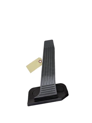 2019-2024 雷克萨斯 UX200 原始设备制造商左前燃气踏板 — 第 1/4 张图片