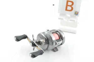 Mulinello SHIMANO CALCUTTA CONQUEST BFS HG Sinistro Baitcasting 【Spedizione 1 Giorno】64423547 - Foto 1 di 8