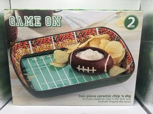 Gioco su due pezzi piatto in ceramica Chip 'n Dip e ciotola a forma di calcio - Foto 1 di 2