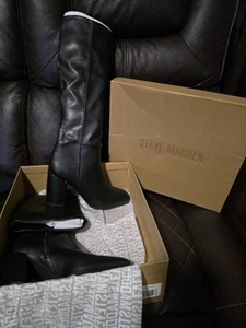 STEVE MADDEN Womens Black Padded Lizah Square Toe Block Heel Boots 8.5 M - Picture 1 of 1