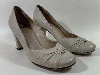 Bertie Well Loved Vintage 1980s Ivory Leather Court Shoes  3” Tapered Heel UK 3 - Image 1 of 4