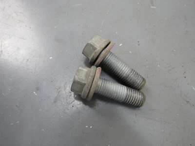 Pernos de pinza de freno trasero Audi A4 herrajes de montaje 2017-2022 OEM Foto 1 de 4