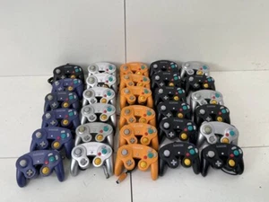 Junk Nintendo GameCube controller random color Lot of 10 Set - Picture 1 of 5