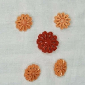 1920s/1930s art deco orange and red plastic flower buttons set of Five - Picture 1 of 5