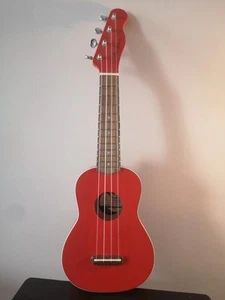 Fender Soprano Ukulele, Red, California Coast, Venice Model, With Case. - Picture 1 of 10