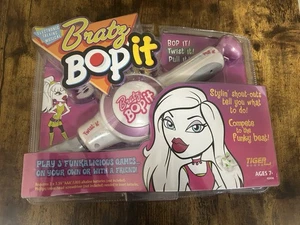 NEW Bratz Doll BOP IT Handheld Electronic Talking Musical Game 2004 Tiger Games - Picture 1 of 2