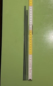 Je 2 SHIMANO Ersatz-Speichen für WH-RS10, schwarz, 304 u. 285 mm, Messerspeichen - Bild 1 von 1