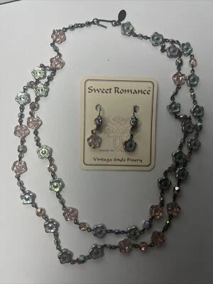 De colección/Nuevo con etiquetas Dulce Flor Romance Art Nouveau Lila Collar, Pendientes, Juego de Pulsera Foto 1 de 2