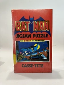 VINTAGE 1973 BATMAN WITH ROBIN THE BOY WONDER 200 PIECE JIGSAW PUZZLE - Picture 1 of 3