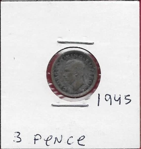 NEW ZEALAND 3 PENCE 1945 VF-XF (SILVER)GEORGE VI KING EMPEROR,CROSSED PATU FLANK - Picture 1 of 2