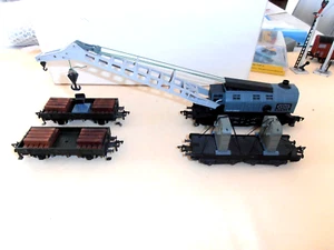 FLEISCHMANN HO ART.5597 STUPENDO SET "CARRO GRU+ 3 CARRI MERCI"BUONE CONDIZIONI - Picture 1 of 5