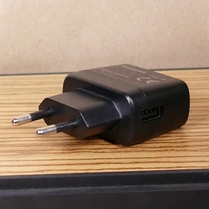 Panasonic VSk0772 EU USB Cargador Fuente de Alimentación para Cámaras Digitales - Imagen 1 de 3