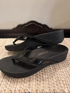 Sandalia de plataforma Vionic Pacific Hightide para mujer talla 11 negra chanclas de cuña - Imagen 1 de 8