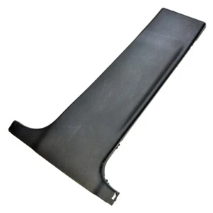 Corteccia colonna destra tra le porte Mercedes-Benz Classe C 204 (W/S/C) - Foto 1 di 1