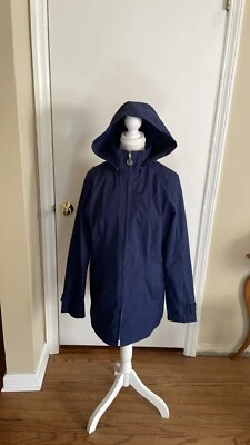 Impermeable para mujer Zeroxposure azul marino, mediano. Foto 1 de 4
