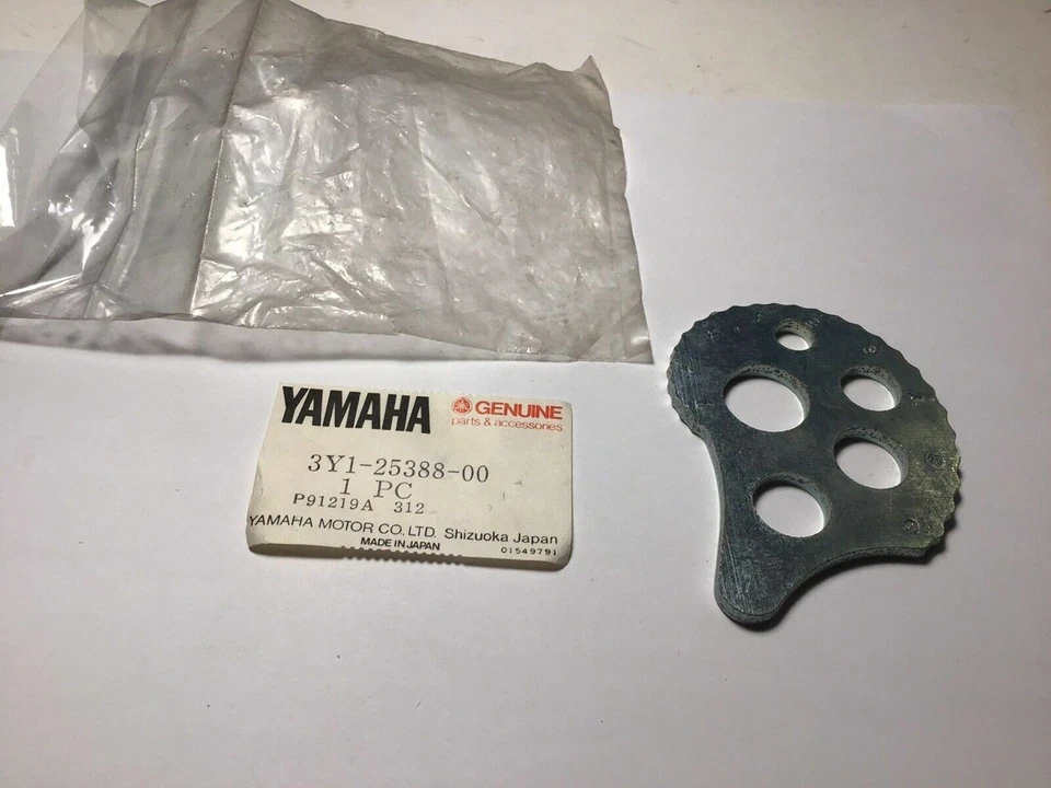 1974-2024 Yamaha NOS Chain Adjuster TW200 XT600 SR250 XT350 3Y1-25388-00 - Image 1 of 4