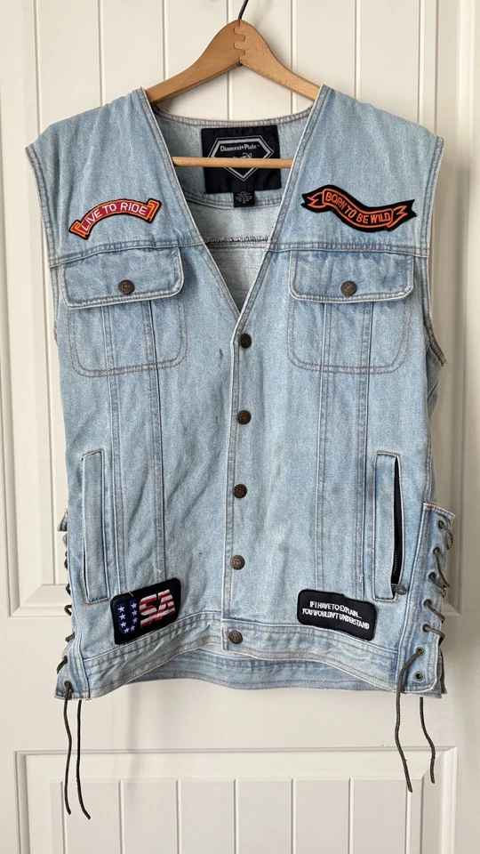 VTG Diamond Plate Vest Sz M-M/W-L Denim Jean Biker Eagle Patches USA Flag - Image 1 of 4