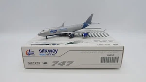 Silk Way West Airlines B747-400F 4K-BCH 1:400 JC Wings Interactive LH4316C (E+) - Foto 1 di 12
