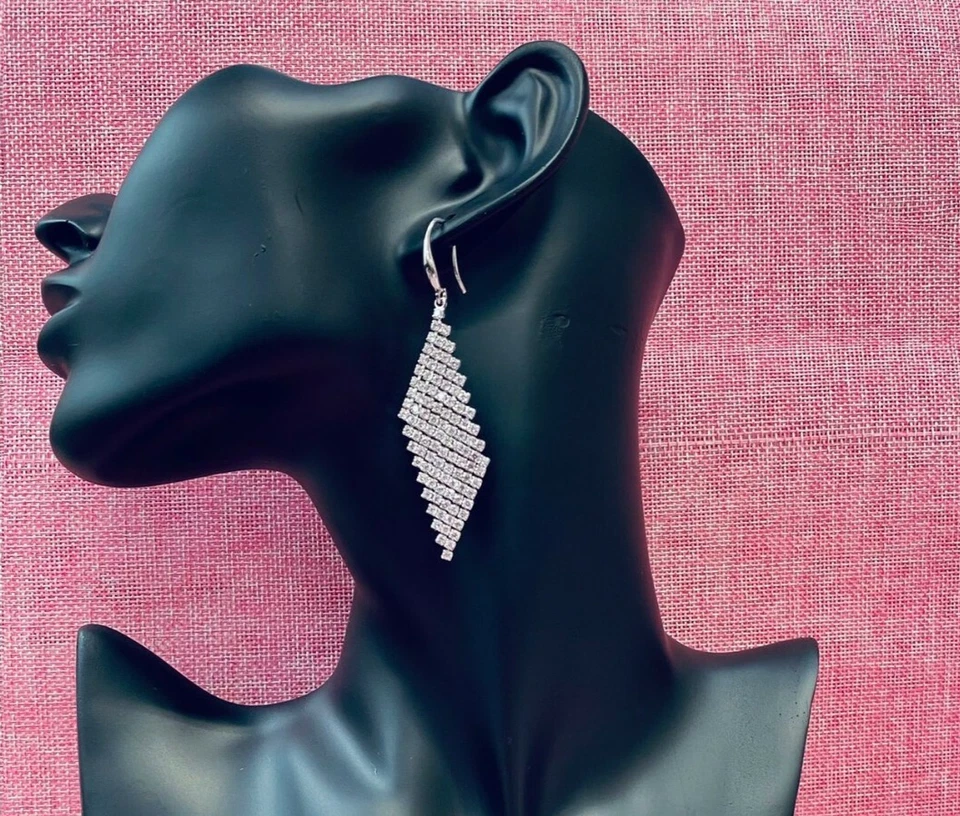 Orecchini da Donna Pl. Oro Bianco 18k con cristalli Swarovski Sw84/2