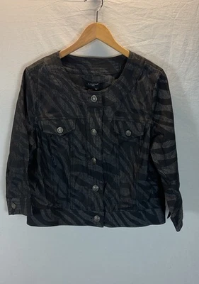 Sandro 黑色斑马短夹克顶扣正面 PL 码办公室城市优雅 — 第 1/4 张图片