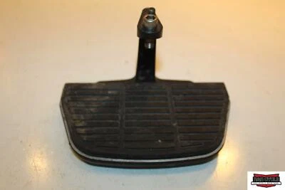 Harley-Davidson Road Glide FLTRX 2012 estribo de pasajero trasero Foto 1 de 4