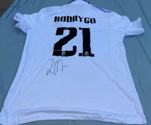 Camiseta del Real Madrid firmada por Rodrygo con prueba - Imagen 1 de 4