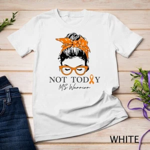 Camiseta unisex para mujer conciencia de esclerosis múltiple moño desordenado MS guerrero - Imagen 1 de 15