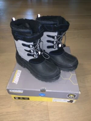 Khombu kids 5M snow tracker grey boots Boys Unisex Worn Once Pile Lined - Image 1 of 4