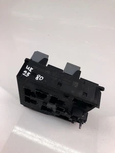 VOLVO XC60 II 246 Sicherungskasten 32212297 23763070 - Picture 1 of 4