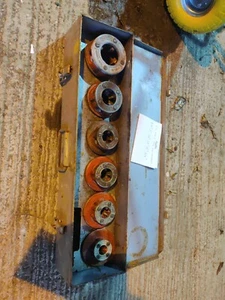 ridgid pipe threader Dies 1 & 1/2" 1" 3/4" 1/2" 3/8" Manual Ratchet Machine  - Picture 1 of 6