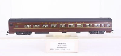 HO Rivarossi Pennsylvania Railroad Streamlined Coach Dual Lights Kadees - Image 1 of 4