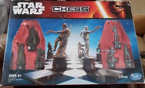 Star Wars Chess Game Disney Hasbro Gameboard 32 Pieces Characters - Picture 1 of 7