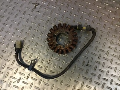 90 Honda VTR250 VTR 250 1990 Interceptor Motor Estator Magneto  Foto 1 de 4