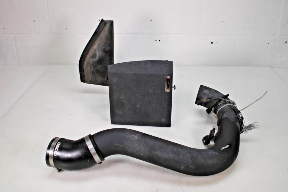 Subaru WRX STI COBB BIG SF 2015-2018 SISTEMA DE ADMISIÓN DE AIRE CAJA Y TUBO COBB745110 Foto 1 de 4