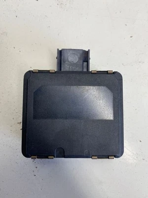 Nissan Qashqai 2017 Distronic radar sensor 284384EA5D GEC2205 - Image 1 of 4