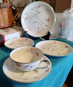 RARE Vintage Empress China (Japan) "Prelude" 5-Piece Service for 12 - 61 Pieces - Picture 1 of 24