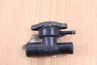 Yamaha Mountain Max 700 mm700 2000 cuello de llenado y tapa Foto 1 de 4