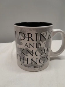 Game Of Thrones Mug Black White "I DRINK AND I KNOW THINGS" 20 OZ 2018 HBO TV - Picture 1 of 7