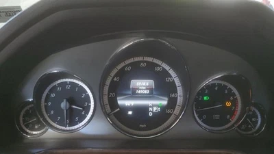 Cuadro medidor velocímetro OE Clase E 2012-2013 149 k millas Mercedes-Benz Foto 1 de 4