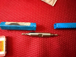 NEW Putnam Double Side Carbide End Mill 2-flute 1/8" 3/8" LOC # R-8 92857 vh2 - Picture 1 of 2
